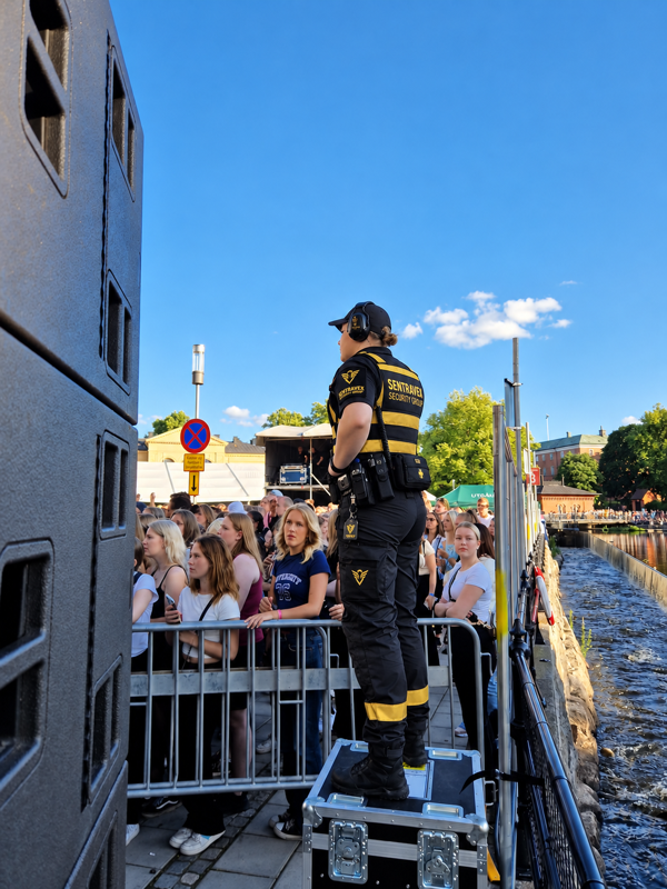 Sentravex officer monitoring an outdoor concert venue